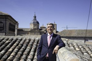 Sabrido defiende la mejor vía de comunicación ferroviaria para Alcázar y Manzanares y no rechaza liberar la AP-41