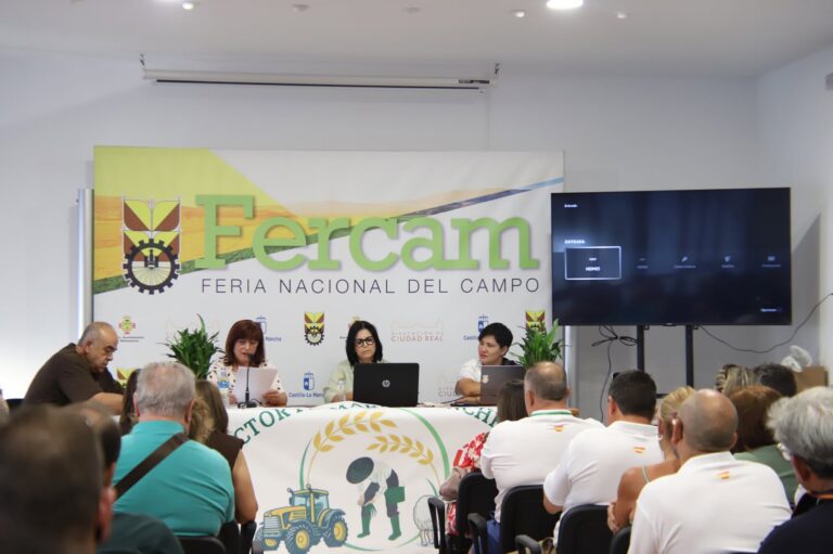 Conferencia Técnica de Sepriman Explora la Evolución y el Papel Crucial de la Mujer Rural en la Agricultura