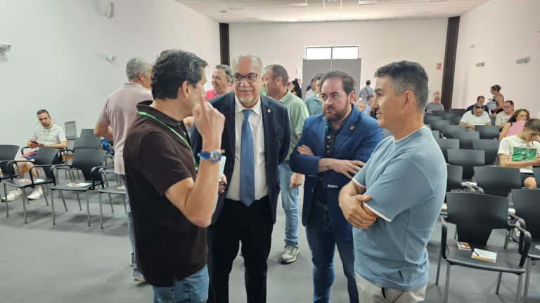 El Alcalde Julián Nieva Manifiesta Apoyo Municipal a Fercam en su Jornada del Viernes