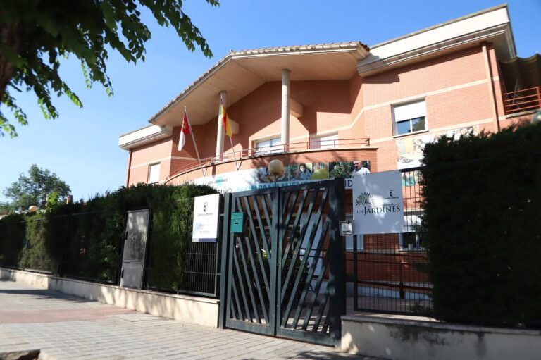 El Gobierno Regional Invierte 5,8 Millones en el Contrato de la Nueva Residencia ‘Los Jardines’, Proveyendo 63 Plazas Residenciales