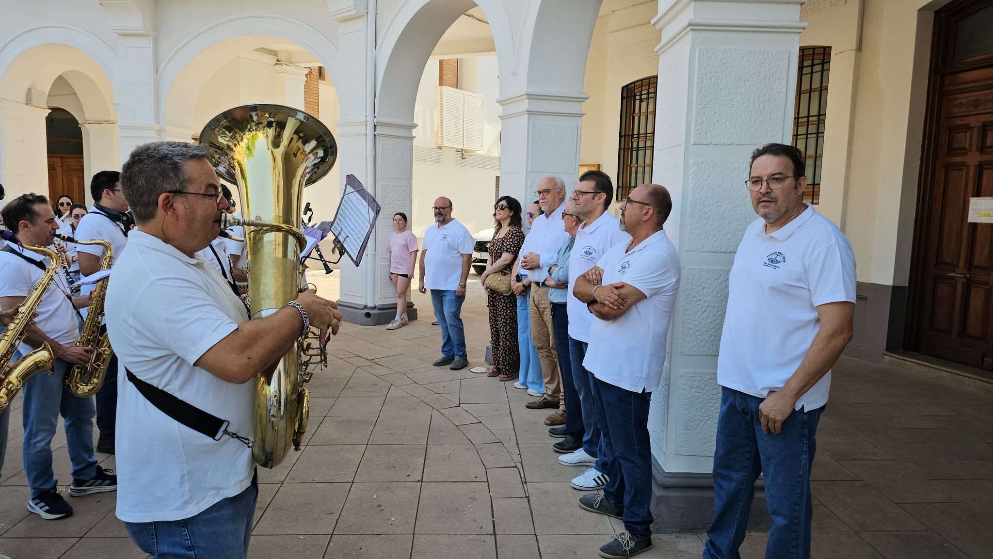 Inauguración del Día Festivo en Manzanares: La banda AMC Julián Sánchez-Maroto Empieza con Tradicionales Dianas Alegres