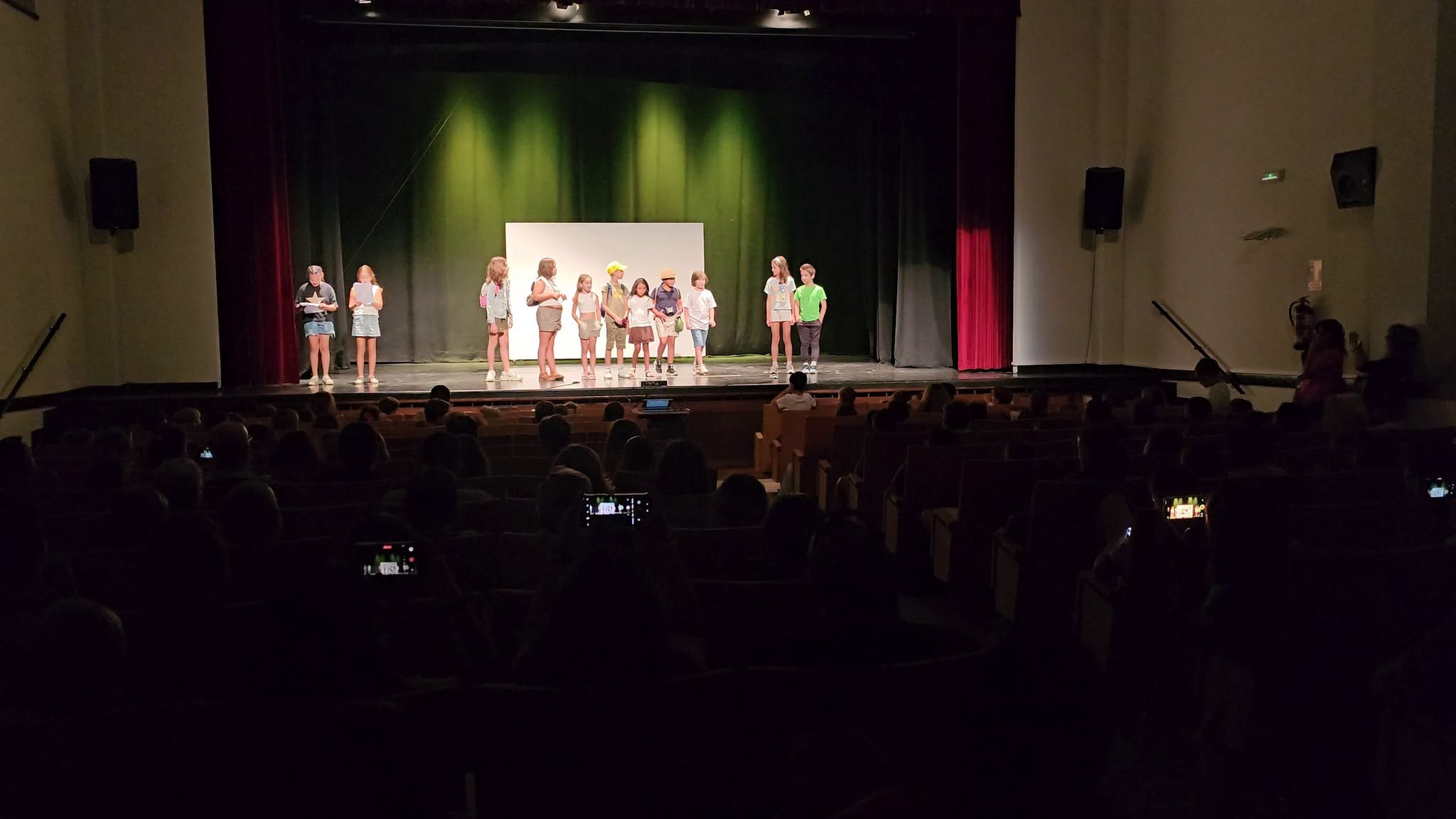 Exitoso Cierre de la Edición 2026 de la Escuela de Verano de la Universidad Popular de Manzanares: Un Balance Sobresaliente