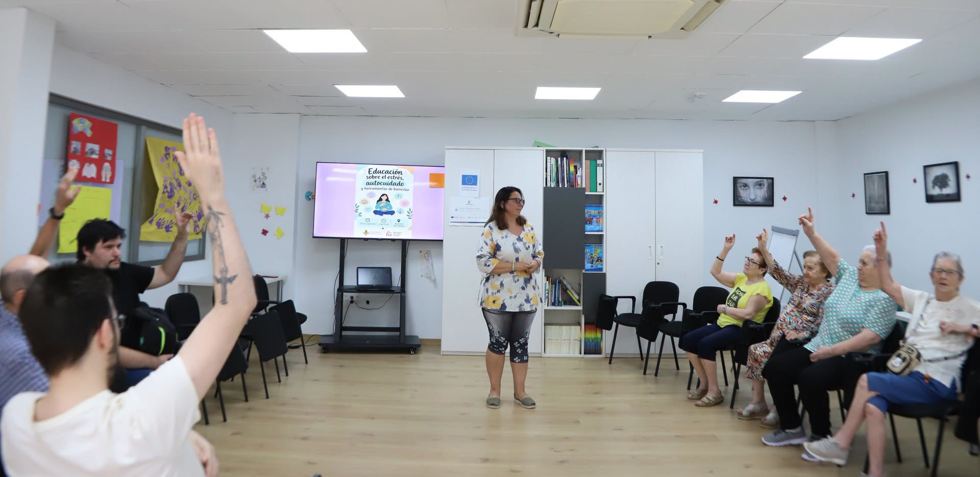 Compromiso de Servicios Sociales en Septiembre: Enfoque en Salud Emocional y Derechos Sociales con Taller Impartido por la Psicóloga Elena Carayol