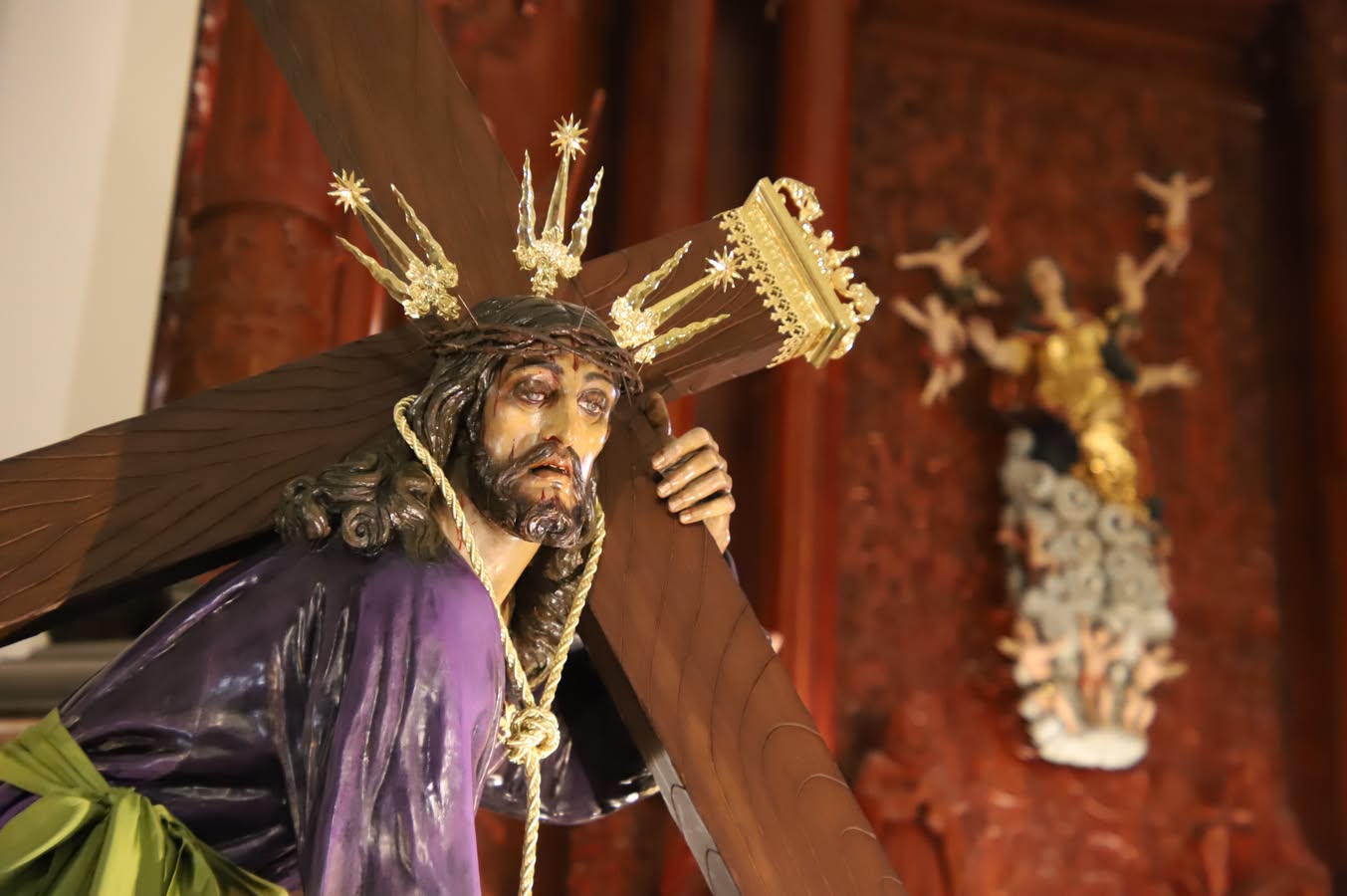 Traslado Multitudinario: Nuestro Padre Jesús del Perdón Inicia una Nueva Etapa en la Parroquia de la Asunción