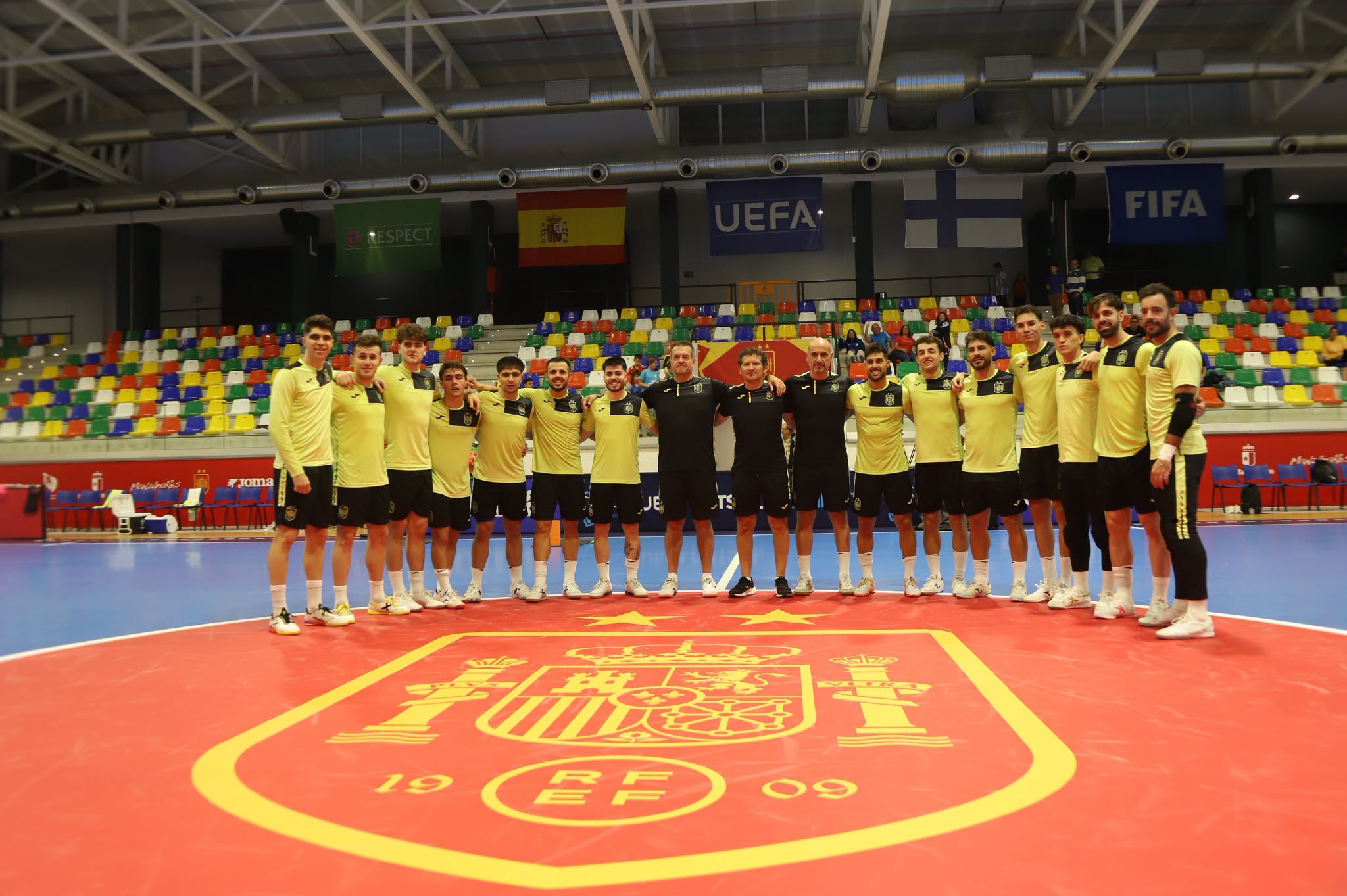La Selección Española de Fútbol Sala Ajusta Preparativos en Manzanares Antes de Enfrentarse a Finlandia